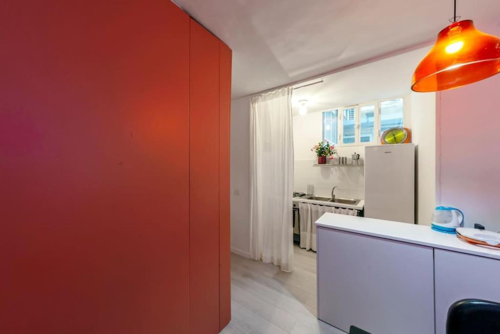 Charming Apartment With Balcony In The Historic Center Naples Exterior photo