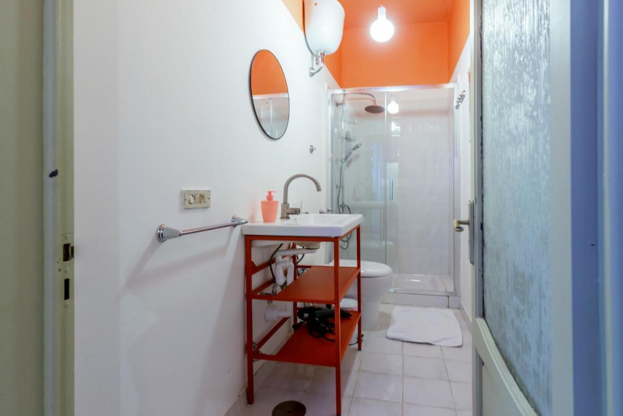 Charming Apartment With Balcony In The Historic Center Naples Exterior photo